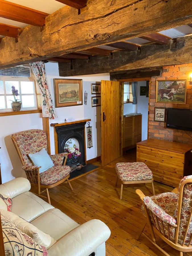 Bank Farm Cottages 낸트위치 외부 사진