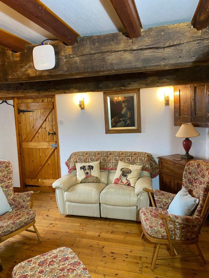 Bank Farm Cottages 낸트위치 외부 사진